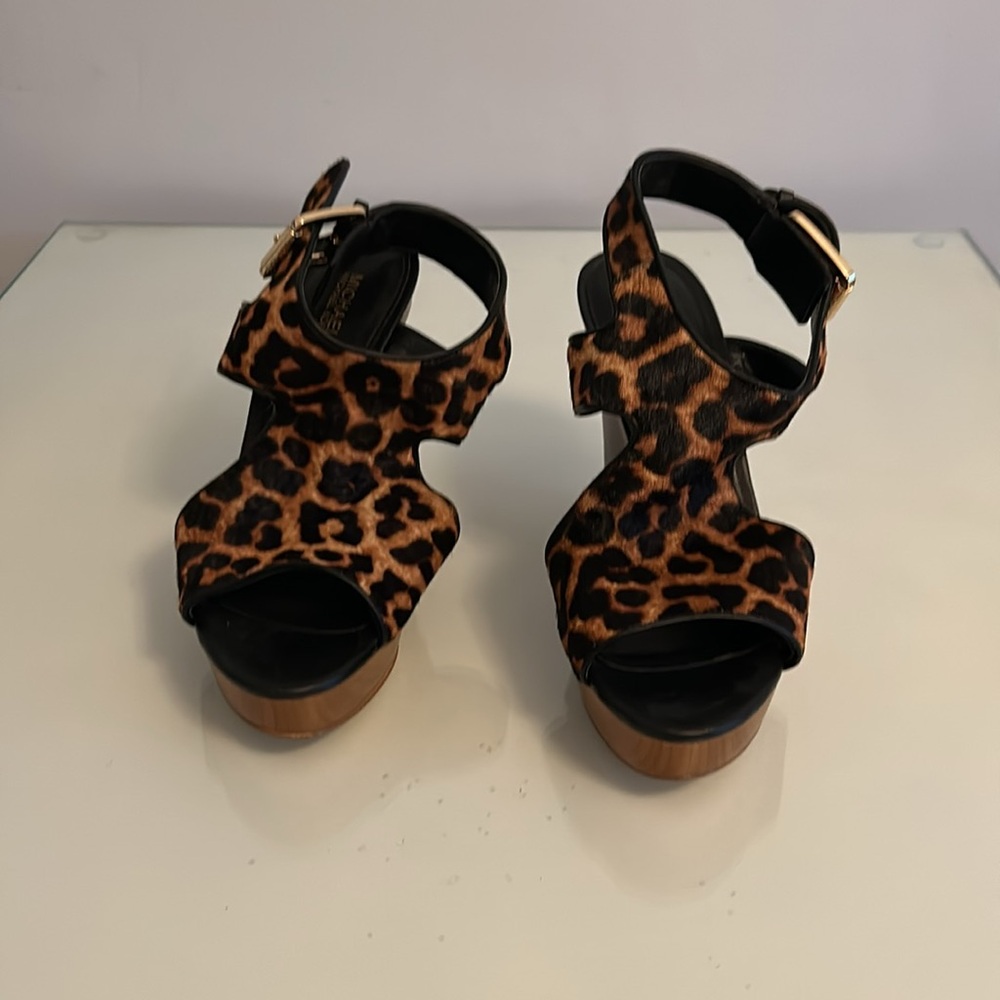 Michael Kors leopard wedge sandal never worn no box - Picture 2 of 5